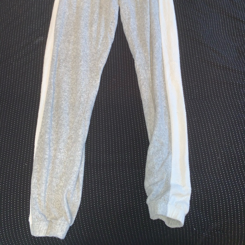 Grey sweats/ joggers